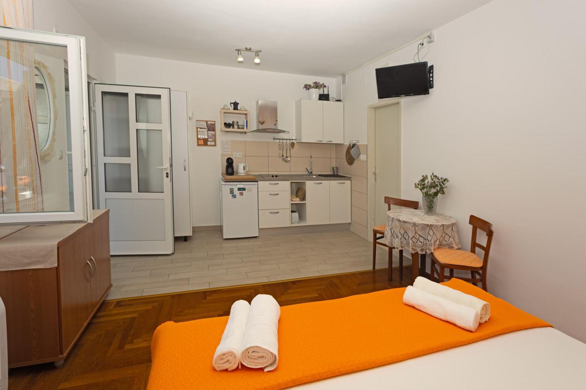 Seaview Guesthouse - Zf Hvar Hvar Town Eksteriør bilde